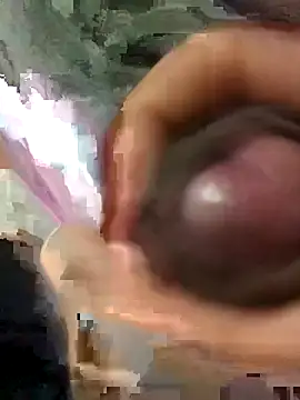 Snapshot of Andreizinho34 chatting on January 9, 2026, 12:57 am Andreizinho34 online show from January 9, 2026, 12:57 am