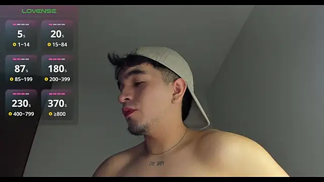 Snapshot of cmzo_ chatting on October 12, 2025, 3:38 am cmzo online show from October 12, 2025, 3:38 am