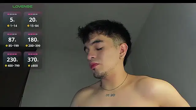 Snapshot of cmzo_ chatting on January 19, 2026, 1:20 am cmzo online show from January 19, 2026, 1:20 am