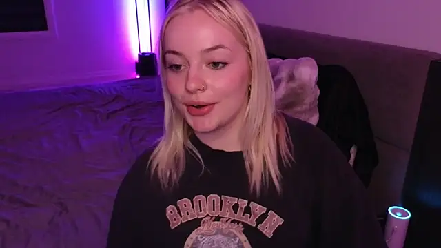margot robbie7 online show from June 15, 2026, 2:25 am