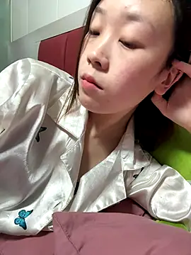 Snapshot of Minnie-66 chatting on September 20, 2025, 10:27 am Minnie-66 online show from September 20, 2025, 10:27 am