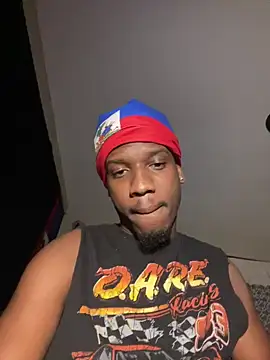 Snapshot of Sir-Tucker chatting on September 15, 2025, 3:50 am Sir-Tucker online show from September 15, 2025, 3:50 am