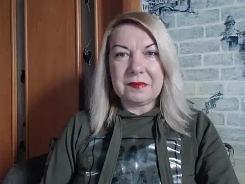 Snapshot of Lillia_Ray chatting on February 24, 2026, 10:24 am Lillia Ray online show from February 24, 2026, 10:24 am