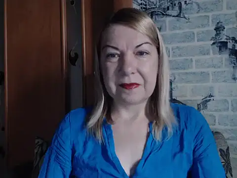 Snapshot of Lillia_Ray chatting on March 21, 2026, 7:35 am Lillia Ray online show from March 21, 2026, 7:35 am