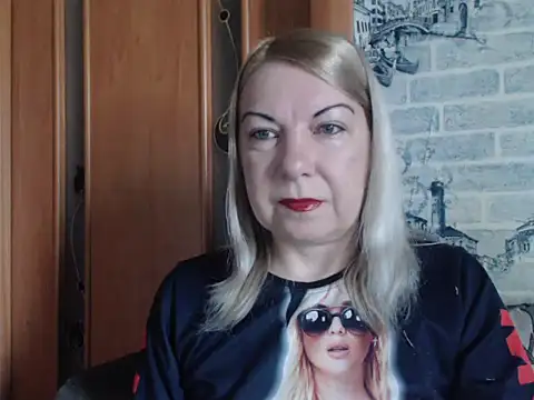 Lillia Ray online show from April 25, 2026, 8:06 am