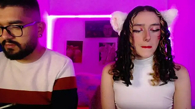 Snapshot of TwinFlamesX chatting on September 23, 2025, 6:49 am TwinFlamesX online show from September 23, 2025, 6:49 am