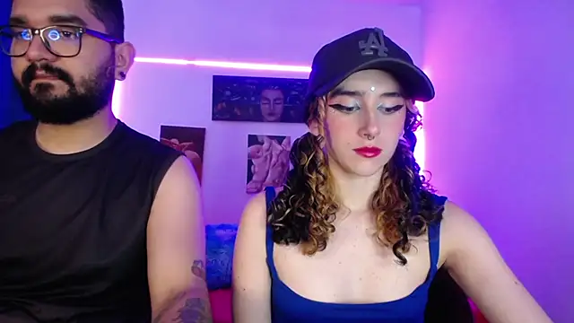 Snapshot of TwinFlamesX chatting on October 7, 2025, 6:27 pm TwinFlamesX online show from October 7, 2025, 6:27 pm