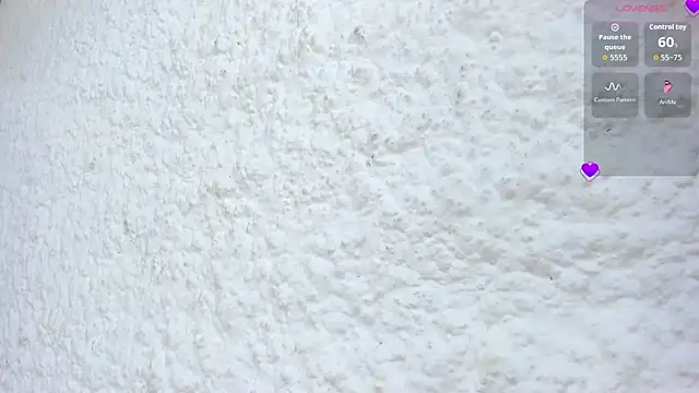 keylamillerr online show from October 10, 2025, 5:34 pm