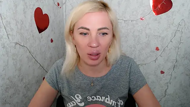  AmandaGold  online show from March 15, 2025, 11:29 am