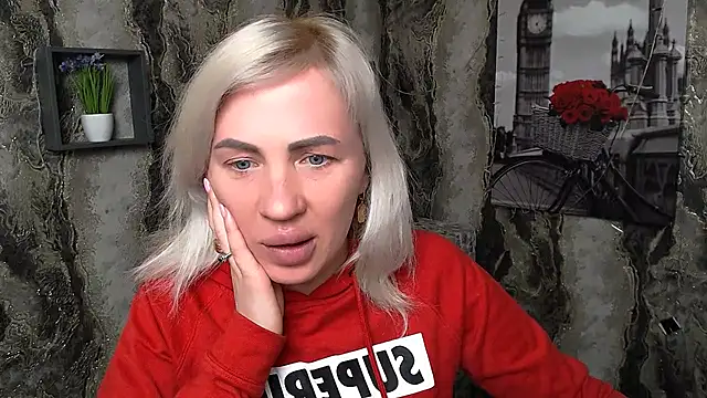  AmandaGold  online show from March 17, 2025, 12:57 pm