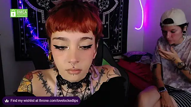 Snapshot of lovelockedlips chatting on September 28, 2025, 2:28 am lovelockedlips online show from September 28, 2025, 2:28 am