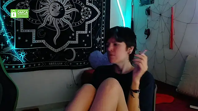 Snapshot of lovelockedlips chatting on October 21, 2025, 6:08 pm lovelockedlips online show from October 21, 2025, 6:08 pm