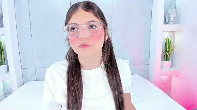 DulceVela  online show from October 24, 2025, 10:50 pm