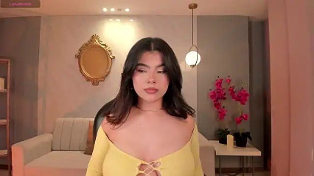 CandaseRussell online show from October 9, 2025, 9:13 pm