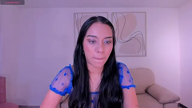 Snapshot of AmaliaCrus chatting on September 22, 2025, 12:01 am AmaliaCrus online show from September 22, 2025, 12:01 am