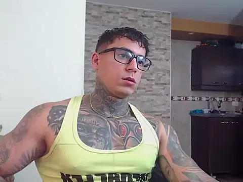 Max Stron111 online show from February 6, 2026, 3:04 pm