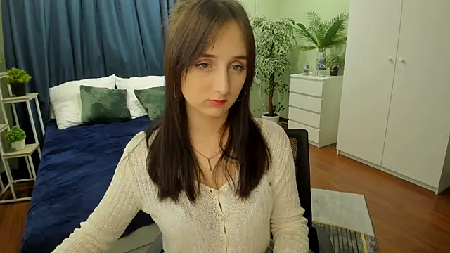 JulietMonli online show from October 5, 2025, 7:12 pm