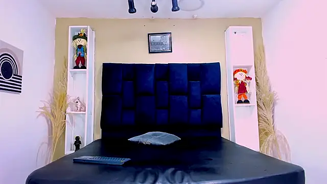 Snapshot of Jhojan_twink chatting on October 16, 2025, 1:45 pm Jhojan twink online show from October 16, 2025, 1:45 pm