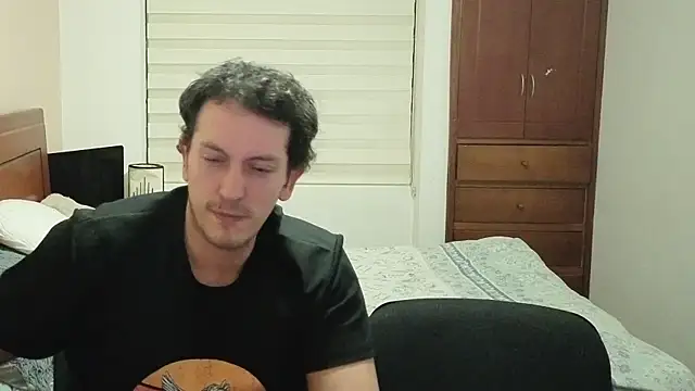 hardaftercum online show from June 8, 2026, 4:02 am