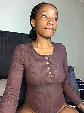 Snapshot of Miss__Mandy chatting on April 7, 2026, 5:24 pm Miss Mandy online show from April 7, 2026, 5:24 pm