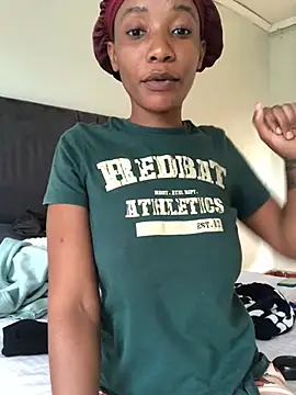 Snapshot of Miss__Mandy chatting on April 14, 2026, 2:45 pm Miss Mandy online show from April 14, 2026, 2:45 pm