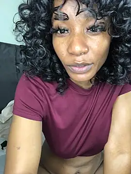 Snapshot of Miss__Mandy chatting on May 8, 2026, 9:09 pm Miss Mandy online show from May 8, 2026, 9:09 pm