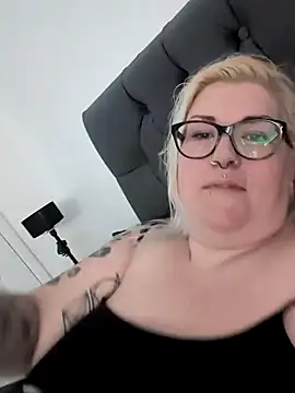 Sizzling Indie36 online show from March 22, 2025, 10:39 am