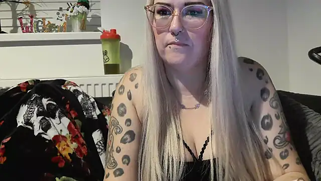 Sizzling Indie36 online show from October 21, 2025, 8:31 pm