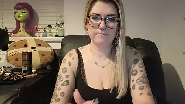 Sizzling Indie36 online show from March 21, 2026, 10:57 pm