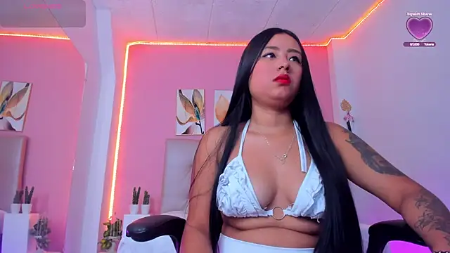 Snapshot of Molly_h0t chatting on October 25, 2025, 1:07 pm Molly h0t online show from October 25, 2025, 1:07 pm