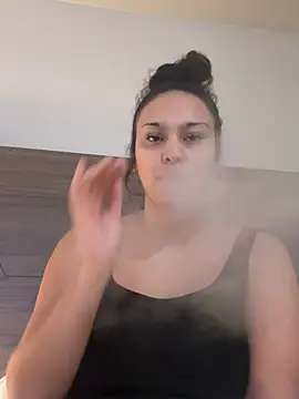 hoesluvcedes online show from July 21, 2026, 7:54 am