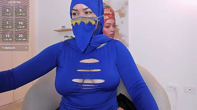 Layla arabelle online show from October 22, 2025, 7:57 pm