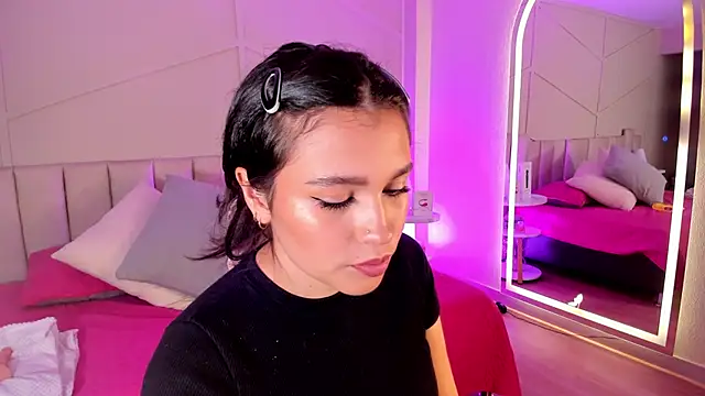 Eimmy bm online show from February 3, 2026, 7:19 pm