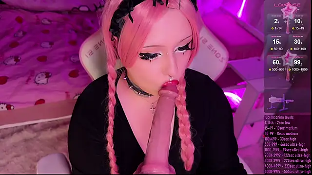 Snapshot of dollskill_ chatting on April 19, 2026, 9:17 pm dollskill online show from April 19, 2026, 9:17 pm