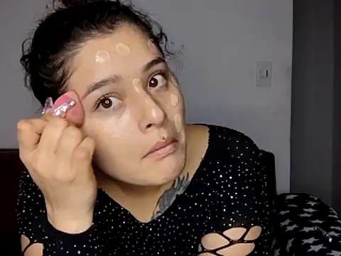 LilithAndKai online show from November 27, 2025, 8:33 pm