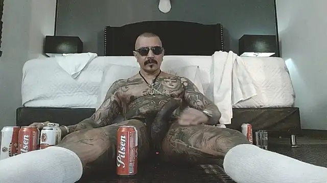 danilog515 online show from February 25, 2026, 8:18 pm