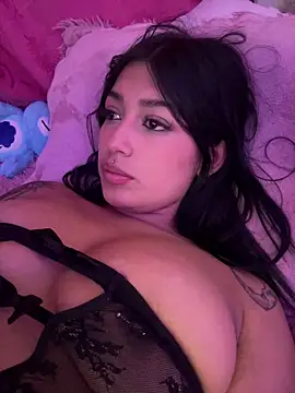KatianPierce online show from May 15, 2026, 11:23 pm