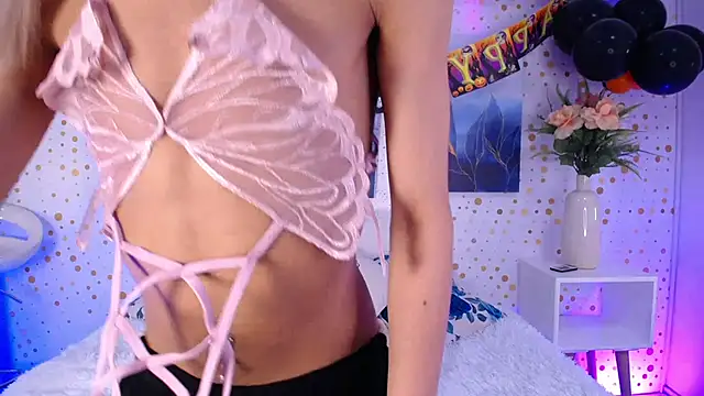 Snapshot of Andy_Leex chatting on October 21, 2025, 8:20 pm Andy Leex online show from October 21, 2025, 8:20 pm