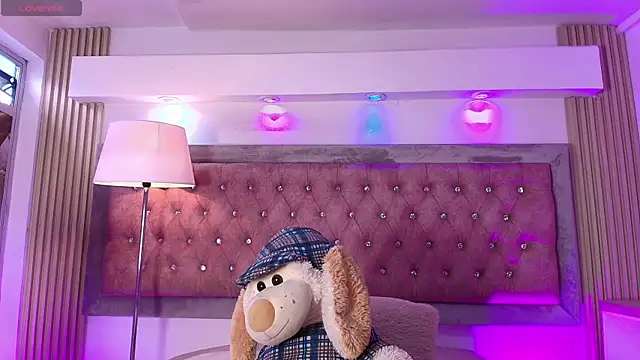 Andy Leex online show from June 21, 2026, 8:33 pm