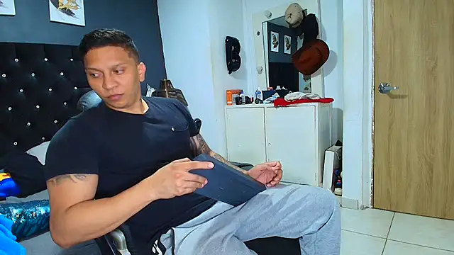 Snapshot of ethan_dalton_ chatting on March 26, 2026, 3:23 am ethan dalton online show from March 26, 2026, 3:23 am