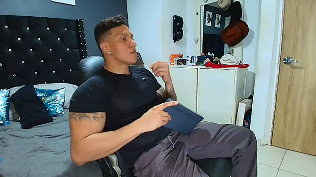 Snapshot of ethan_dalton_ chatting on March 27, 2026, 3:45 am ethan dalton online show from March 27, 2026, 3:45 am