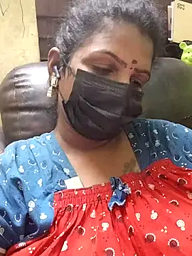 Snapshot of poojaa-rani chatting on November 19, 2025, 6:08 pm poojaa-rani online show from November 19, 2025, 6:08 pm