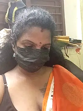 Snapshot of poojaa-rani chatting on March 20, 2026, 5:07 pm poojaa-rani online show from March 20, 2026, 5:07 pm