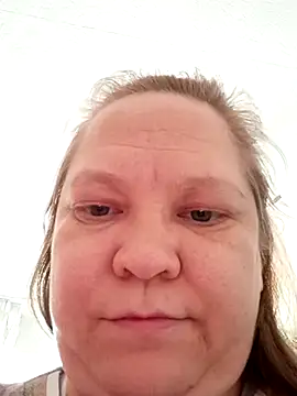 Snapshot of -LOLALEY- chatting on October 25, 2025, 10:01 am -LOLALEY- online show from October 25, 2025, 10:01 am