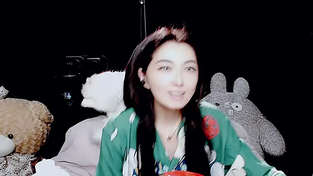 Snapshot of 9ban chatting on September 16, 2025, 12:06 pm 9ban online show from September 16, 2025, 12:06 pm