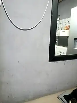 sexylira online show from October 17, 2025, 10:40 am