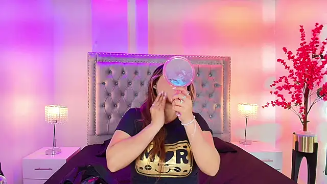 Lia adamsss online show from September 14, 2025, 3:27 am