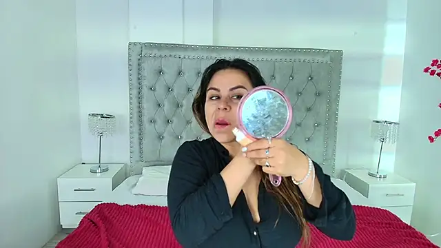 Lia adamsss online show from October 2, 2025, 1:23 am