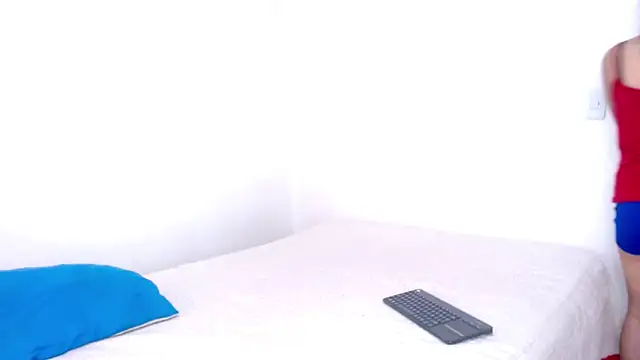 Snapshot of sharon_sexy_ chatting on October 27, 2025, 6:23 pm sharon sexy online show from October 27, 2025, 6:23 pm