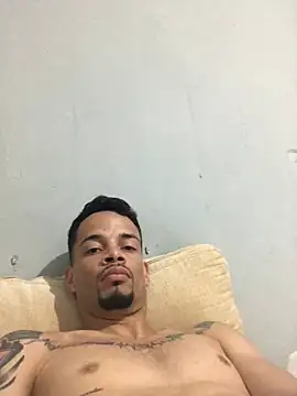 HenriquePhn online show from March 21, 2026, 2:49 am